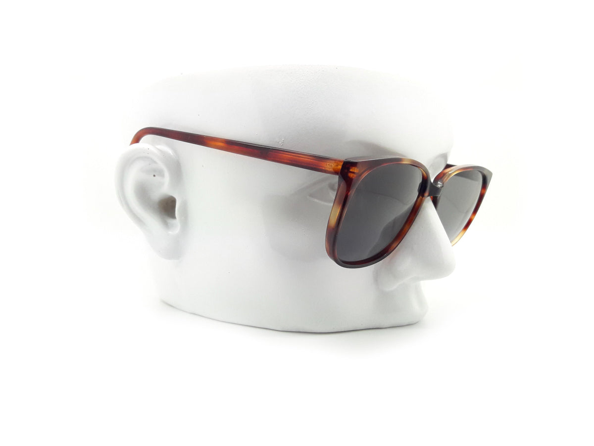 Christian Oliver - Model No: 3040 Col 2