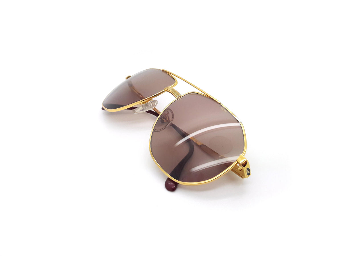 Hilton - Class 004 995 E26 24KT Gold Plated