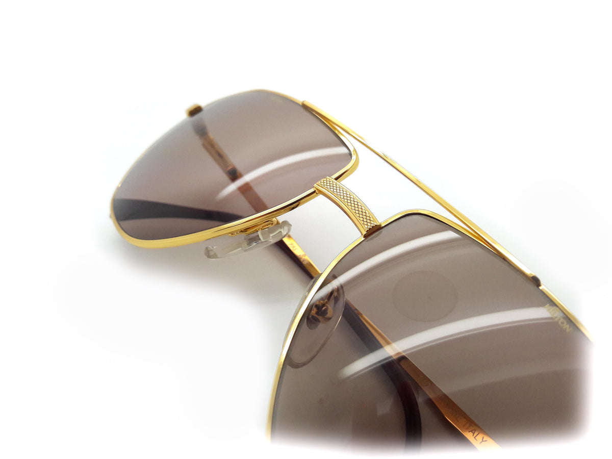 Hilton - Class 004 995 E26 24KT Gold Plated