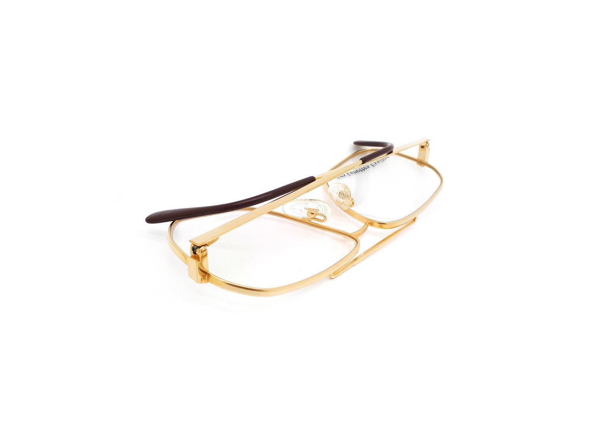 Essilor - 007 02