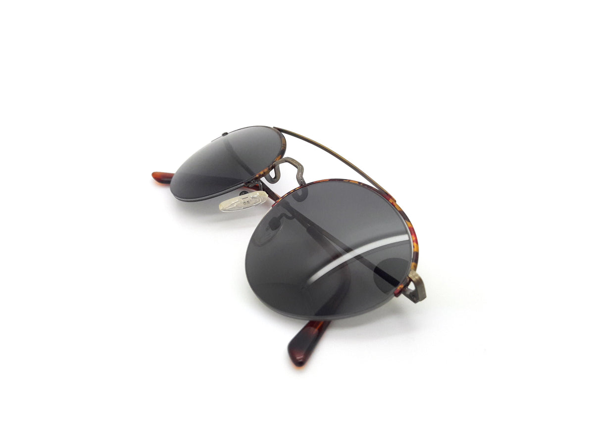 Essilor - 241.027397260274