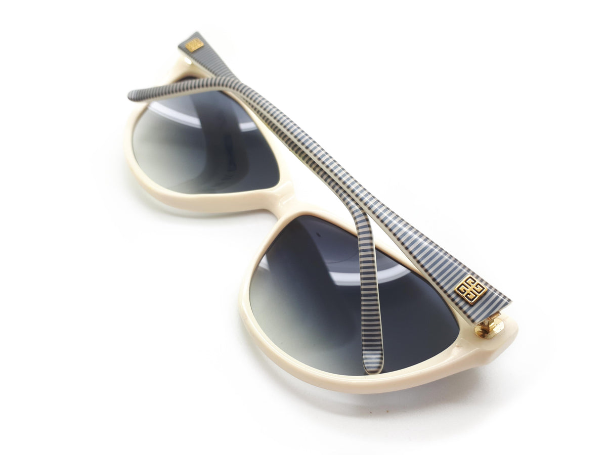 Givenchy - SG 70 959