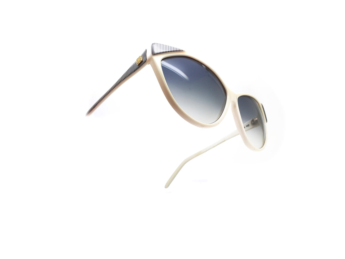 Givenchy - SG 70 959