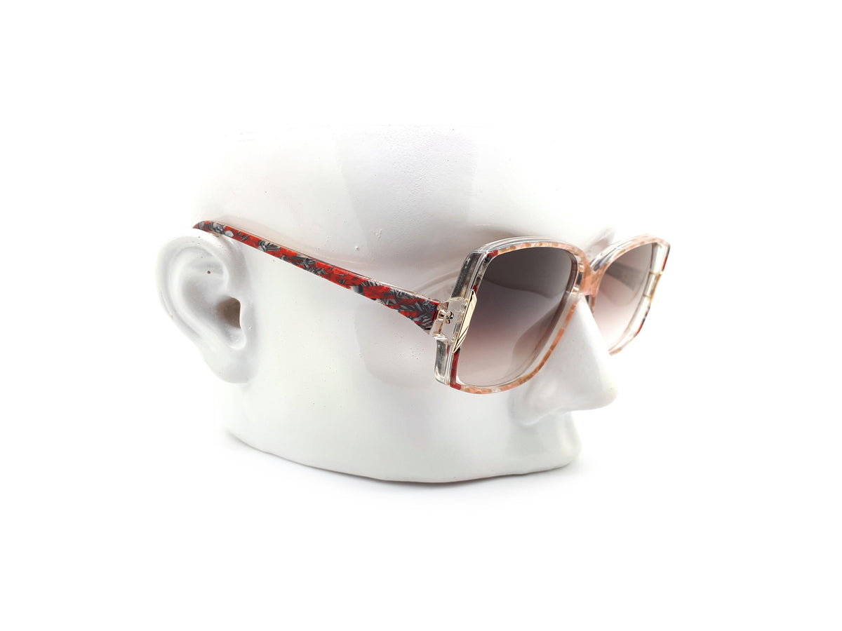 Haute Couture 3329 2 Vintage Sunglasses 1970s