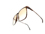 Haute Couture - E.G 4925 #3 E.G 4925 #3