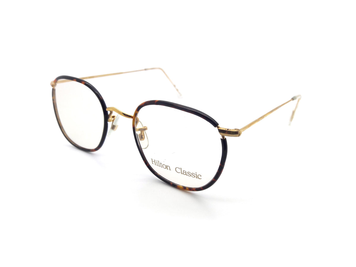 Hilton - Classic 3 Tort