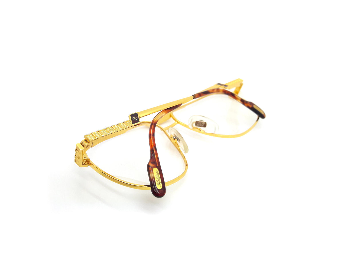 Hilton Exclusive - 022 Col 2 24KT GP