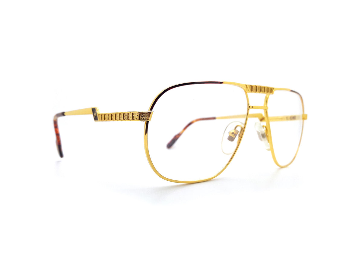 Hilton Exclusive - 022 Col 2 24KT GP