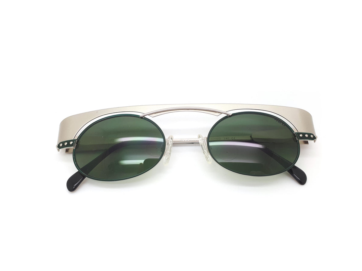 Neostyle - Holiday 967 600