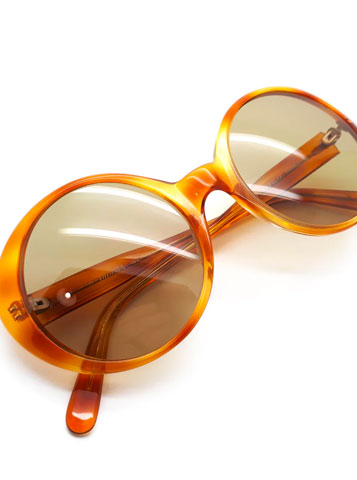 Iconic Couples in Sunglasses: A Love Story Through the Ages
