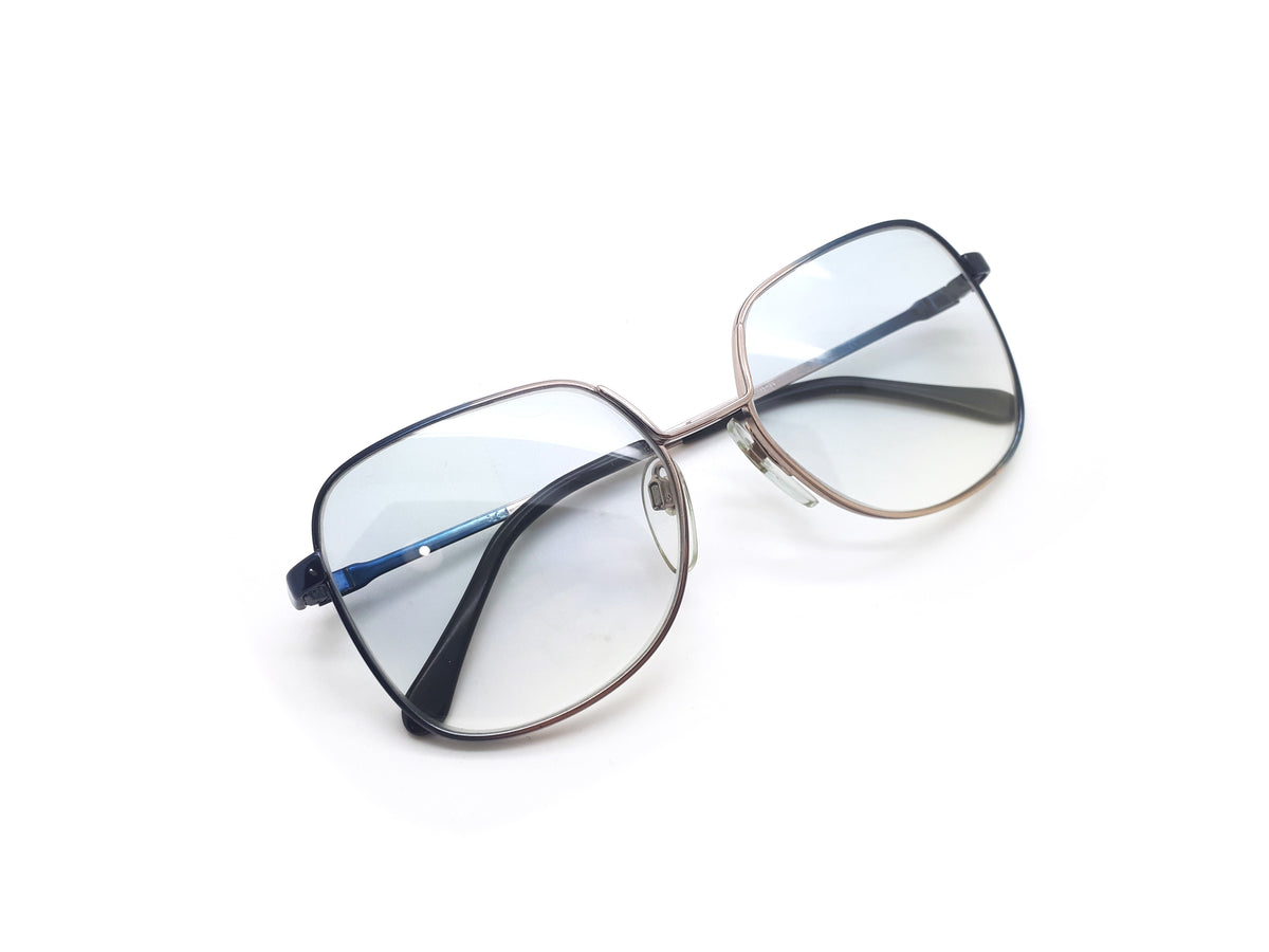 Luxottica - 824