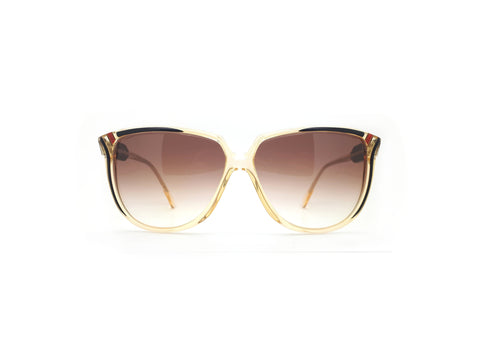 Royal Ritz - Flash 036