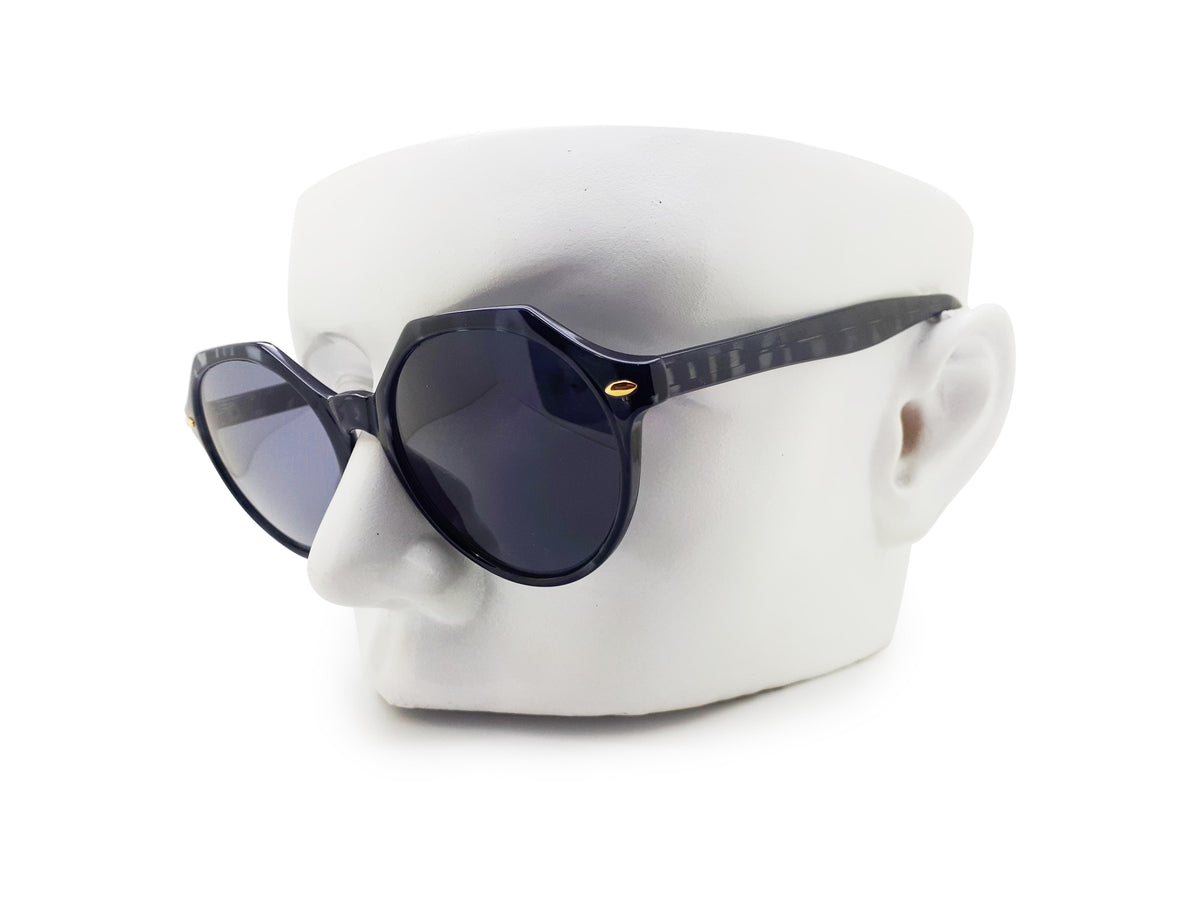 Unmarked - Black Round Frame