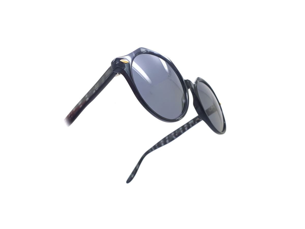 Unmarked - Black Round Frame