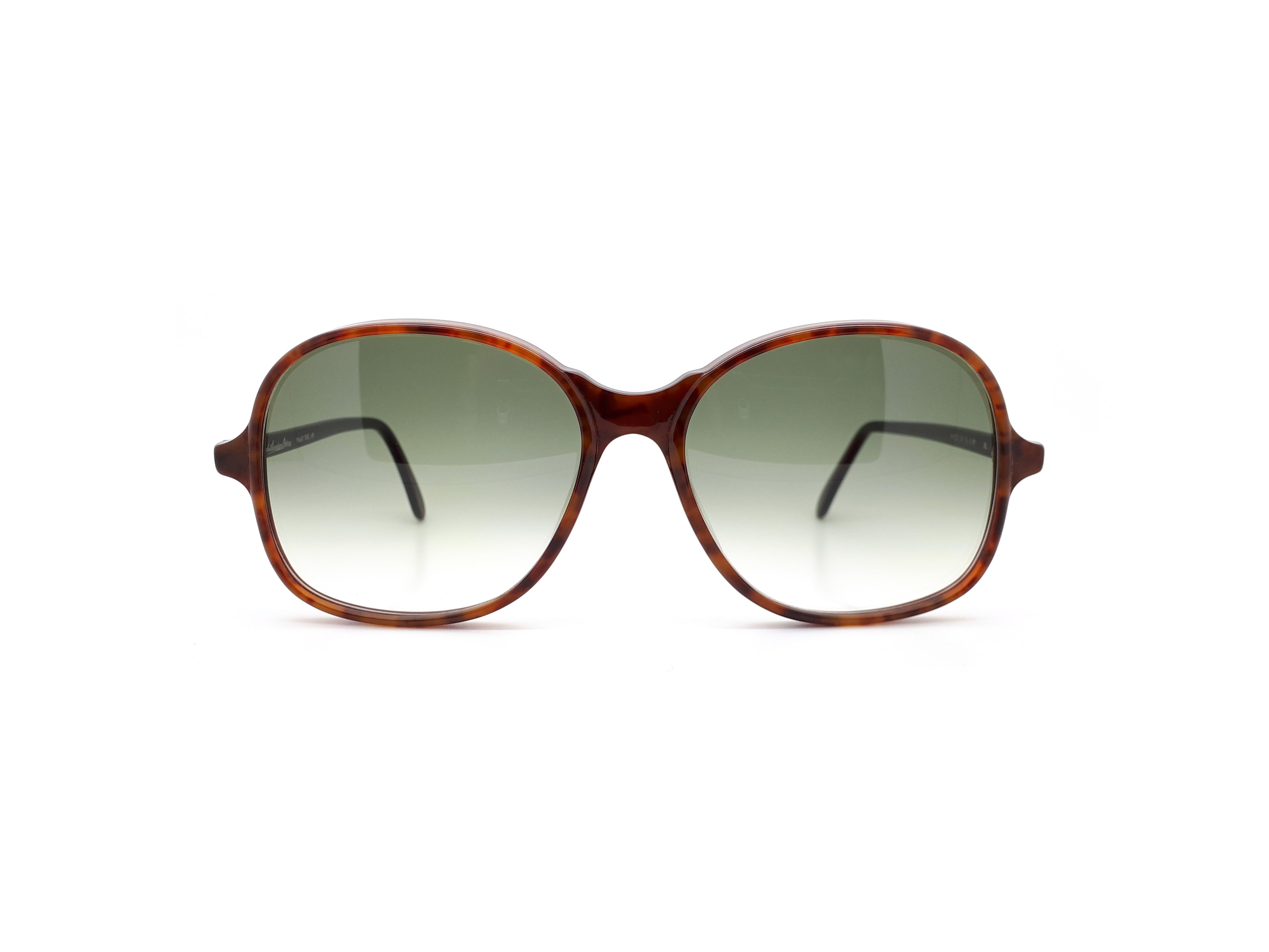 Anglo American Mod 133 BL1 Vintage Butterfly 80s Sunglasses