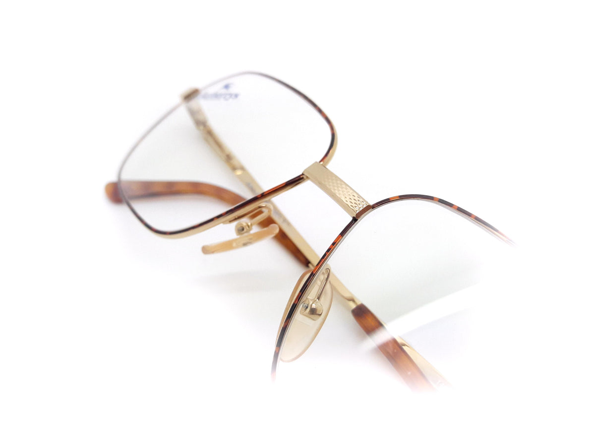 Burberry - B8822 8DF - Small
