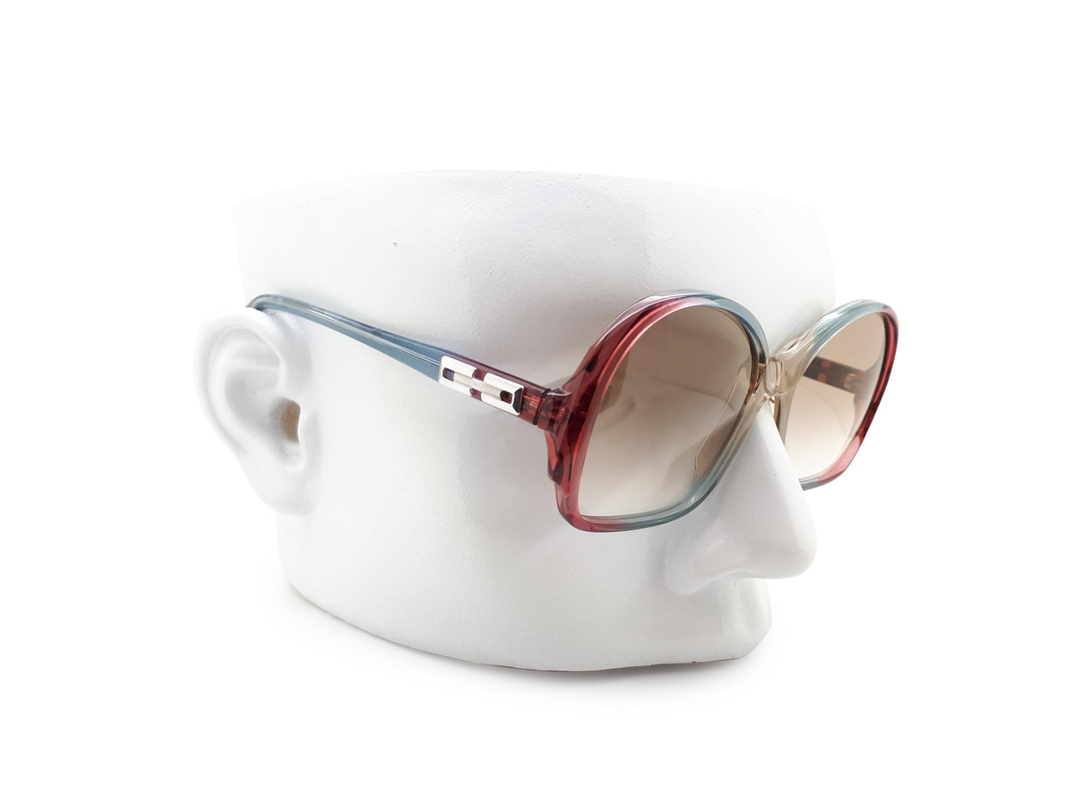 Cazal Mod 111 Col 49 UV400 Light amber gradient lens