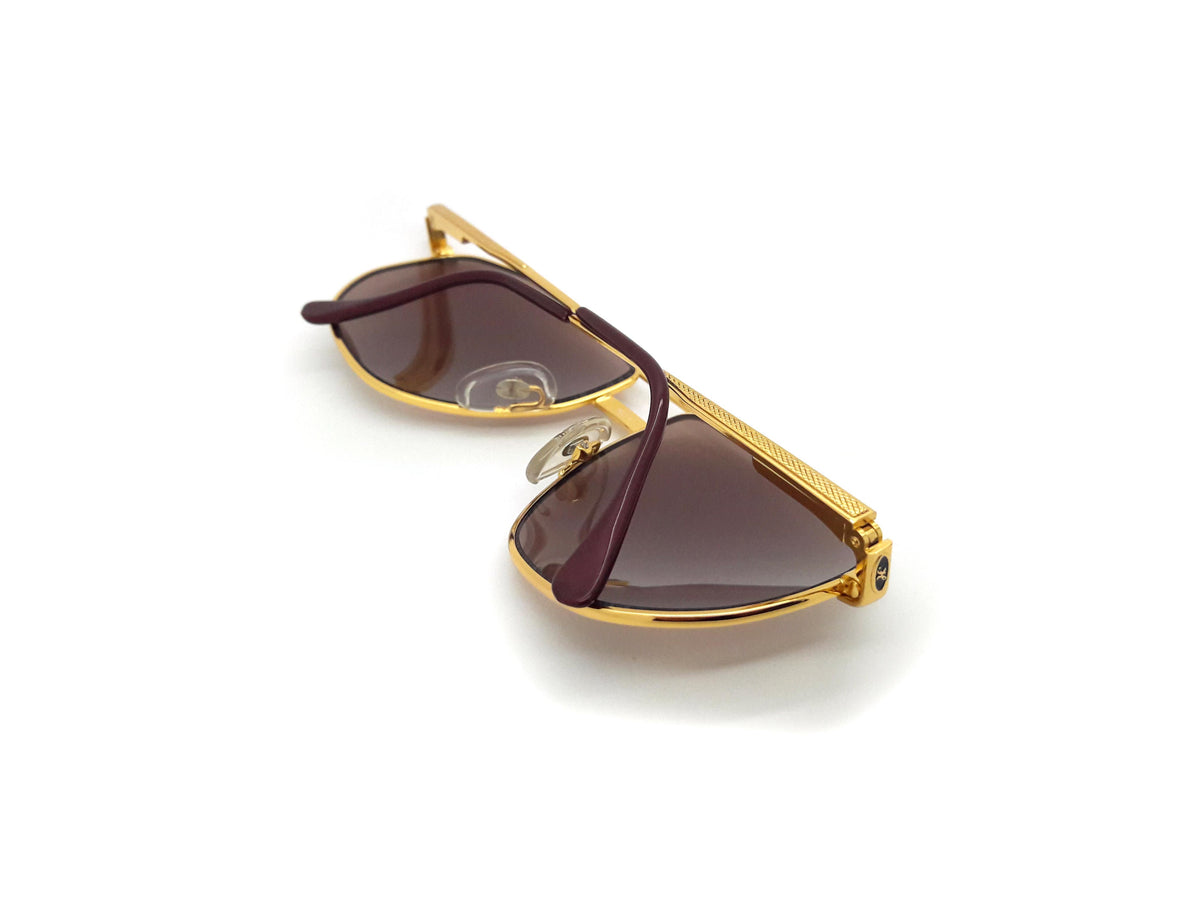 Hilton - Class 004 995 E26 24KT Gold Plated