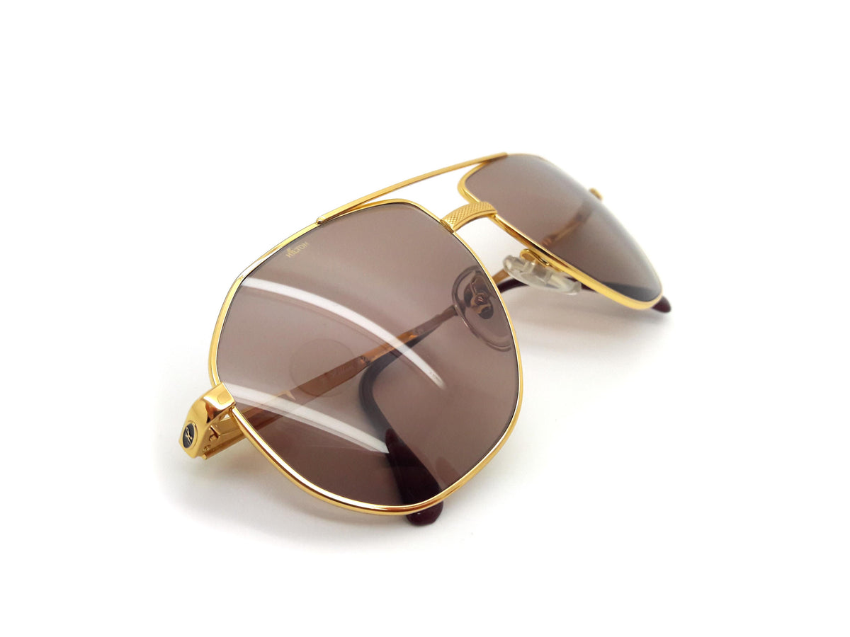 Hilton - Class 004 995 E26 24KT Gold Plated