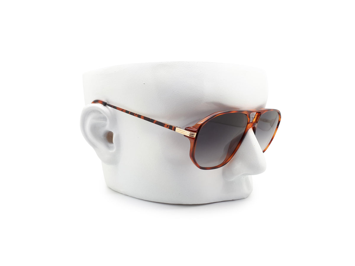 Continental Eyewear - Frank-Dee Brown