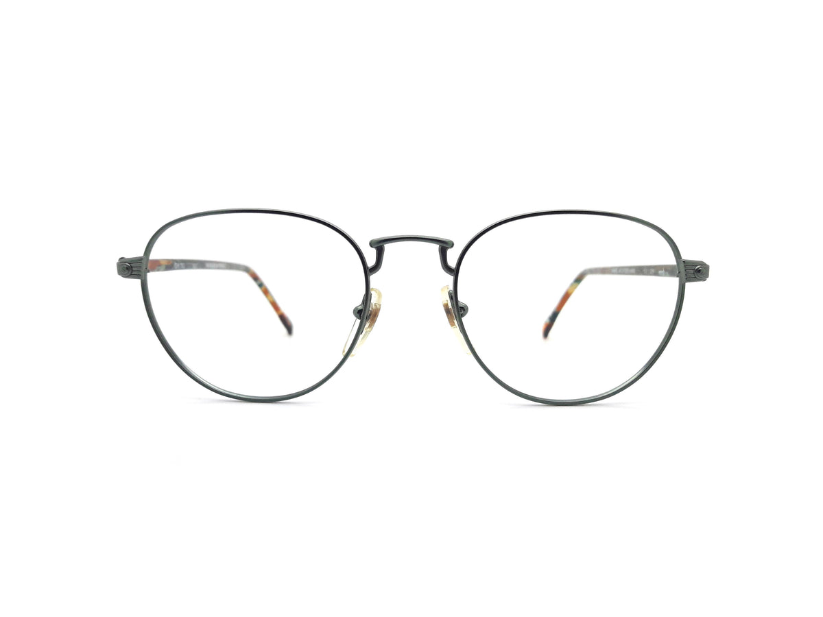 Daniel - DH103 1323 - Small