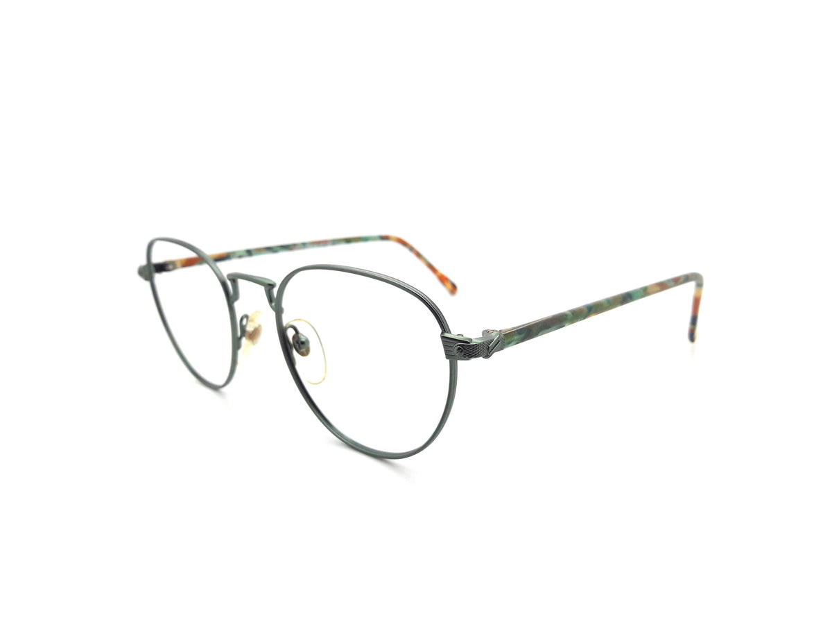 Daniel - DH103 1323 - Small