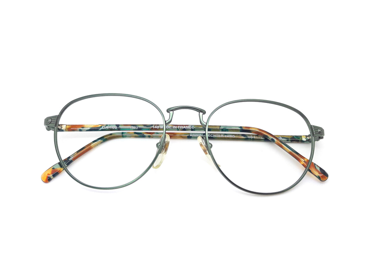 Daniel - DH103 1323 - Small
