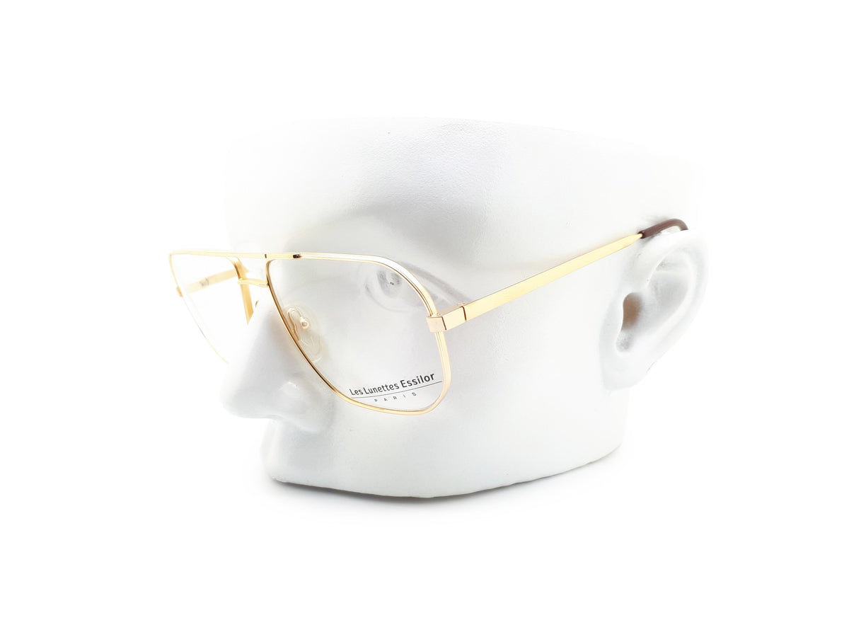 Essilor - 007 02