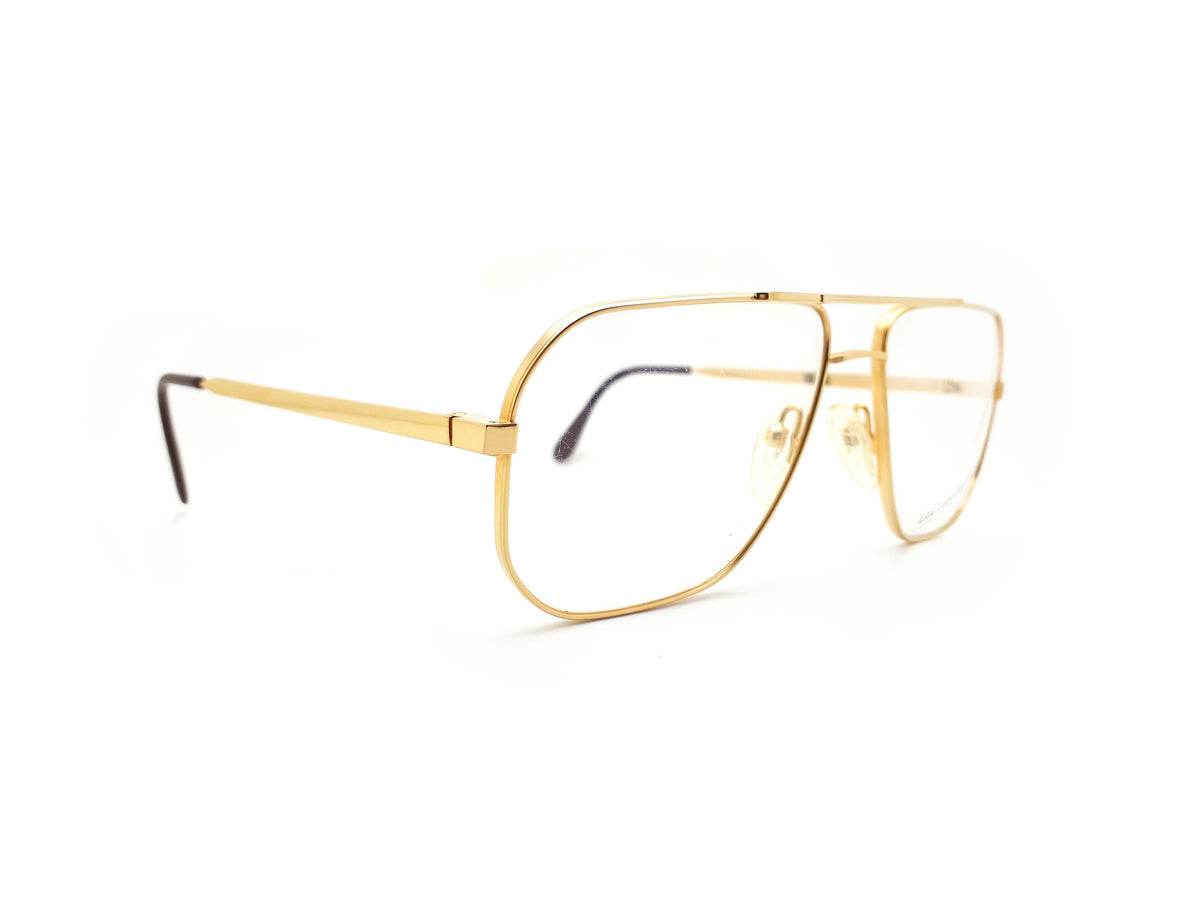 Essilor - 007 02
