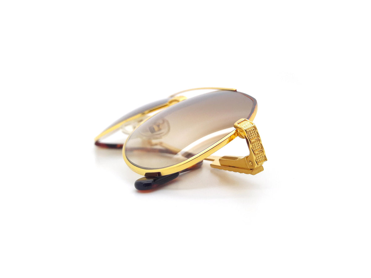 Hilton Exclusive - 021 C2 24KT Gold Plated