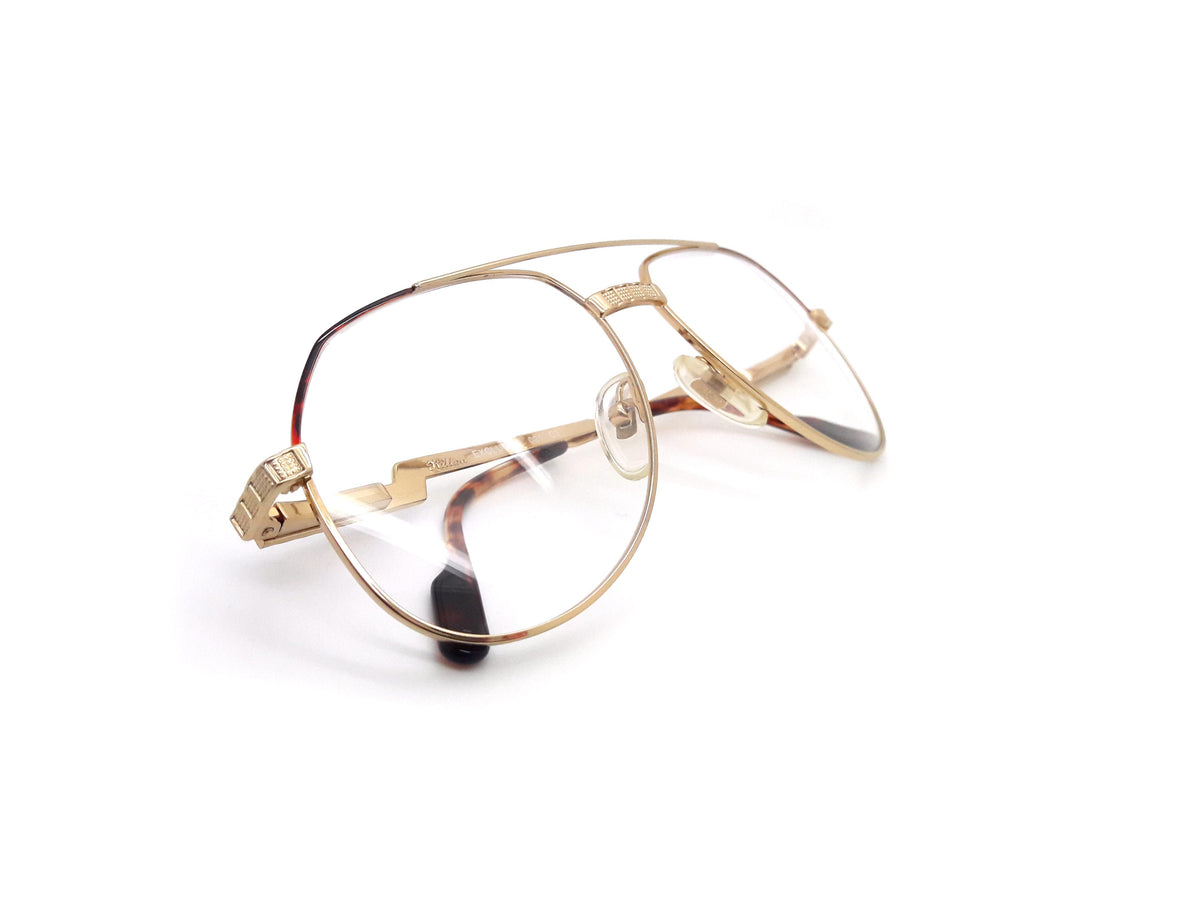 Hilton Exclusive - 021 C3 24KT