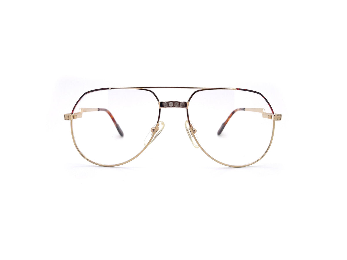 Hilton Exclusive - 021 C3 24KT