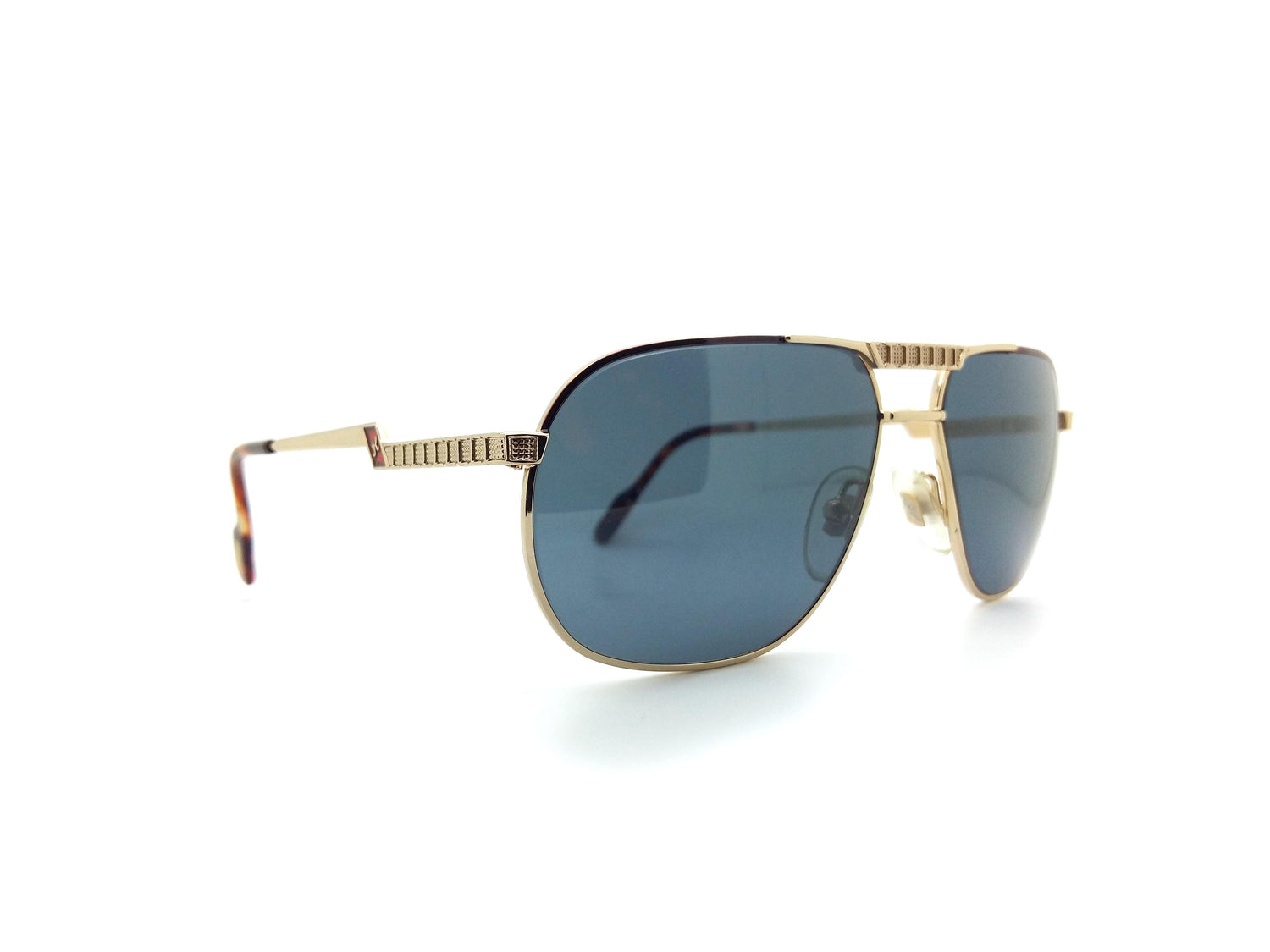 Hilton Exclusive 022 C3 Vintage Sunglasses – Ed & Sarna Vintage Eyewear