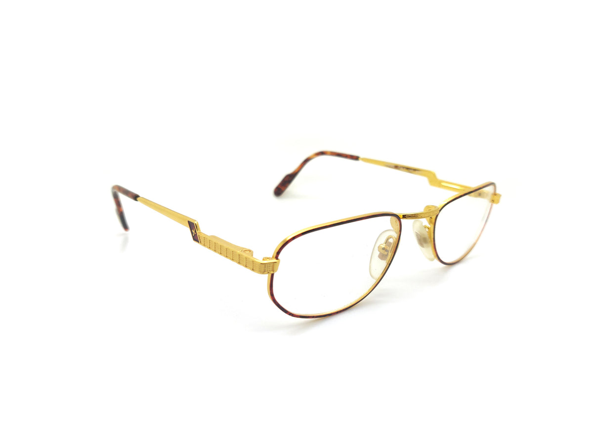 Hilton Exclusive - 023 C2 24KT