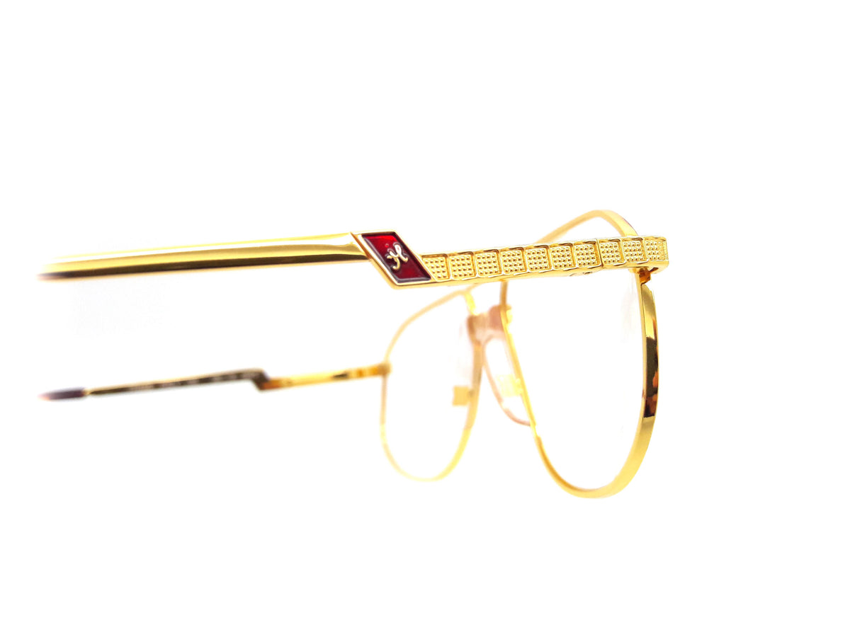Hilton Exclusive - 024 C2 24KT Plated