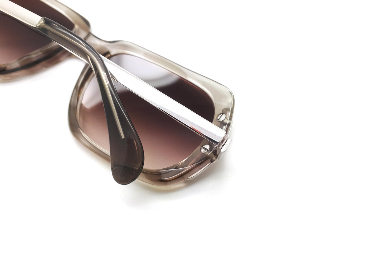 Menrad 2070 Sunglasses with Burgundy gradient lenses