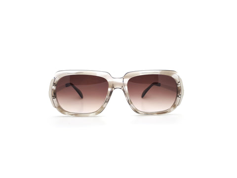 Menrad 2070 Sunglasses with Burgundy gradient lenses