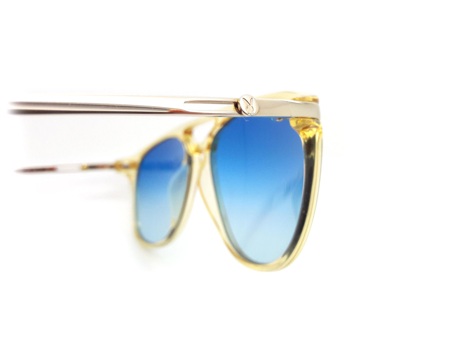 Playboy 4667 70 Vintage Sunglasses – Ed & Sarna Vintage Eyewear