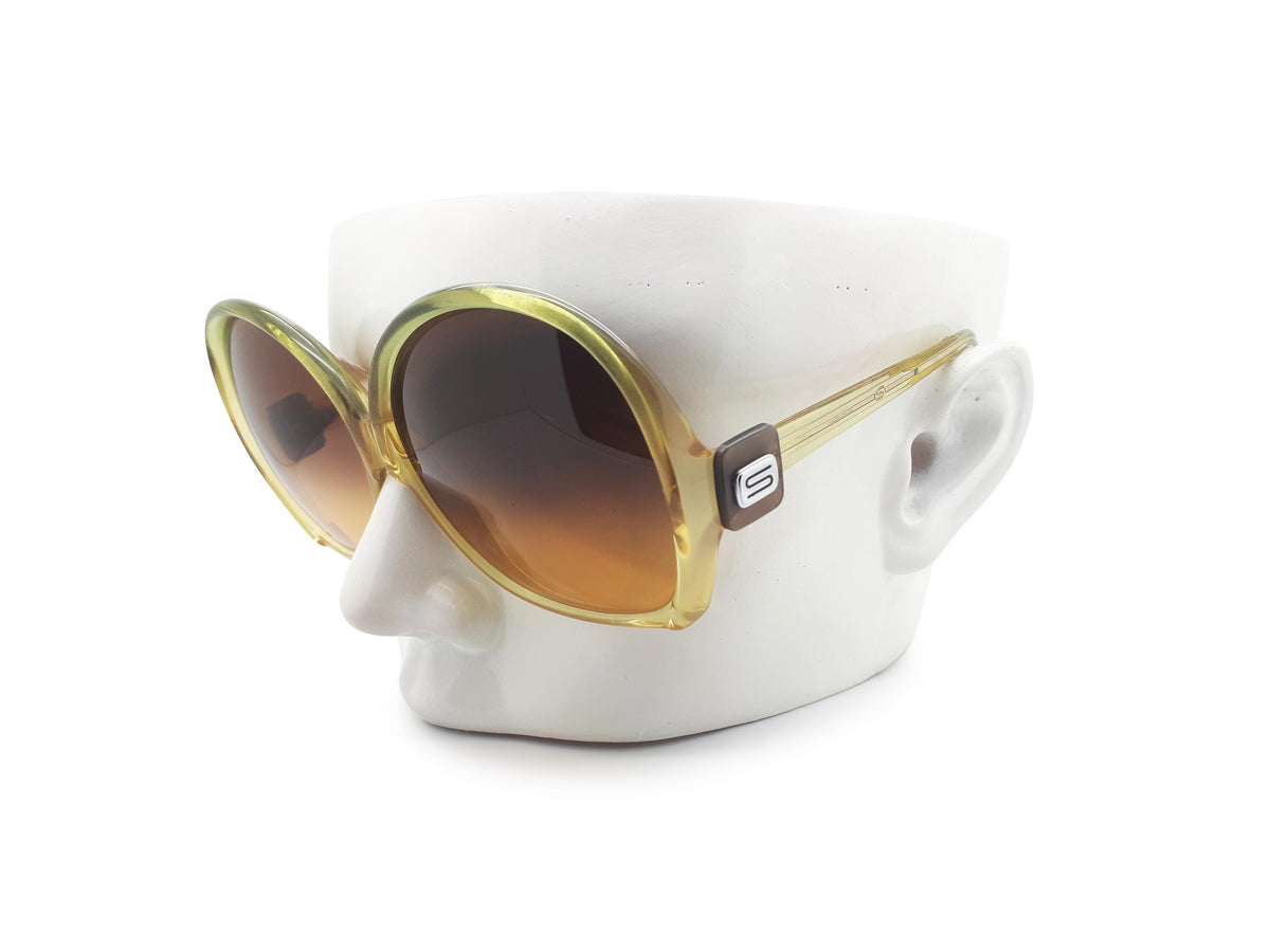 Silhouette - Mod 615 col 452