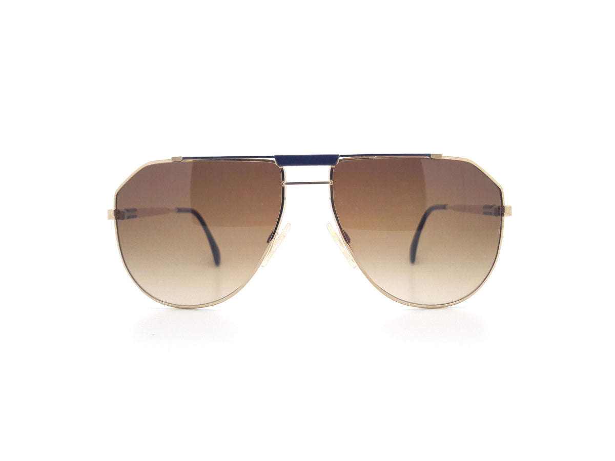 Silhouette - M7065 23 Col 4072