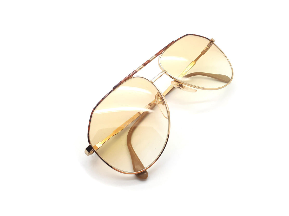 Studio - Metallic 142 372